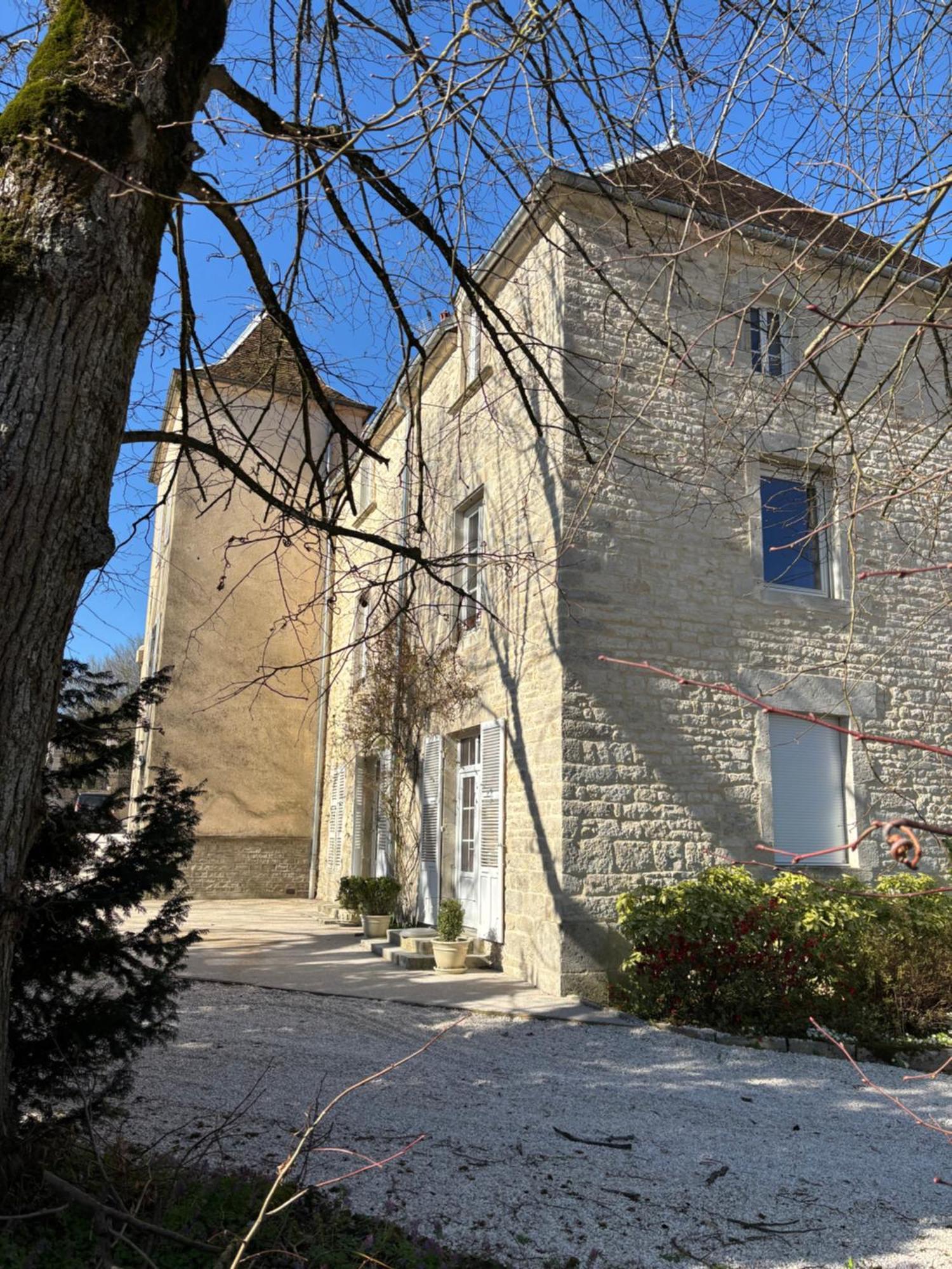 Chateau La Hussardiere Dampierre-sur-Salon Екстериор снимка